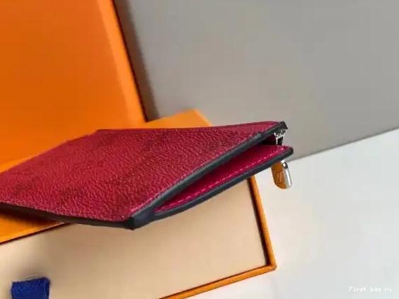 First bag ru COIN VUITTON LOUIS CARD HOLDER 0523